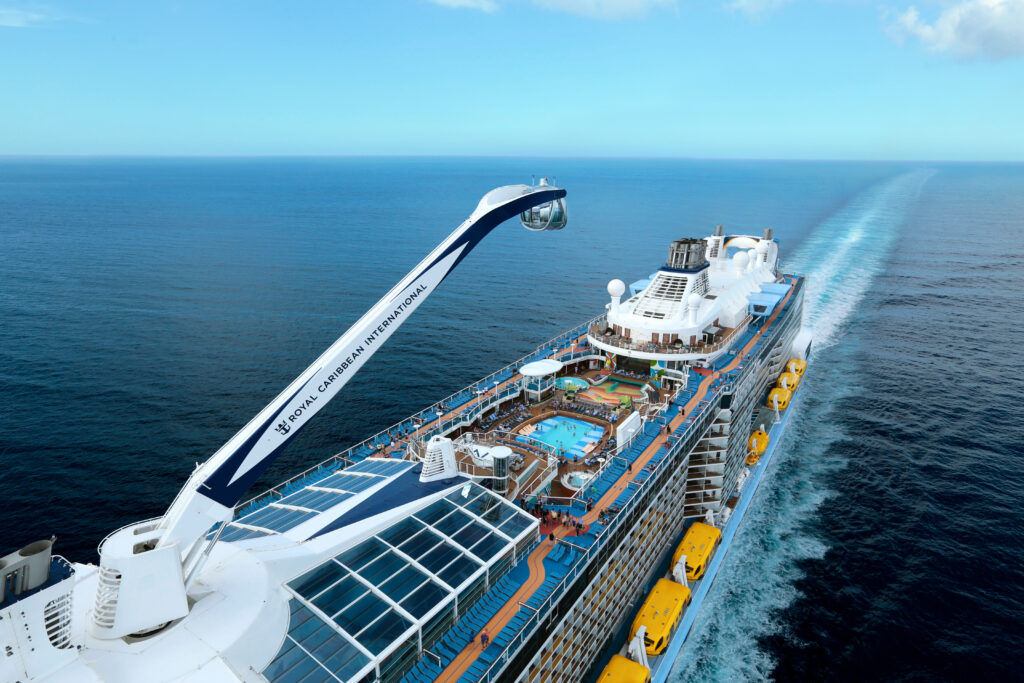 Aerial view of Royal Caribbean's Anthem of the Seas cruise ship and its outdoor deck | Quantum of the Seas Brisbane